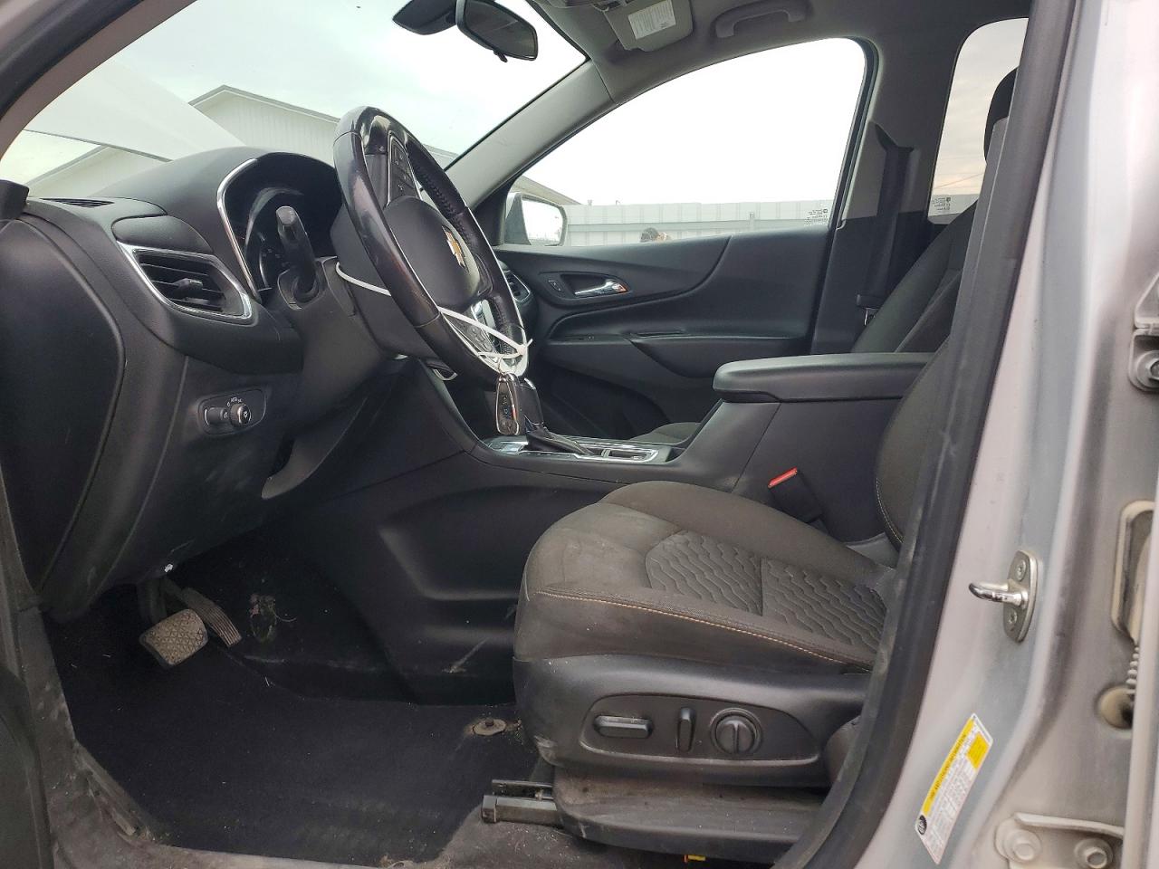 2019 CHEVROLET EQUINOX LT photo 13