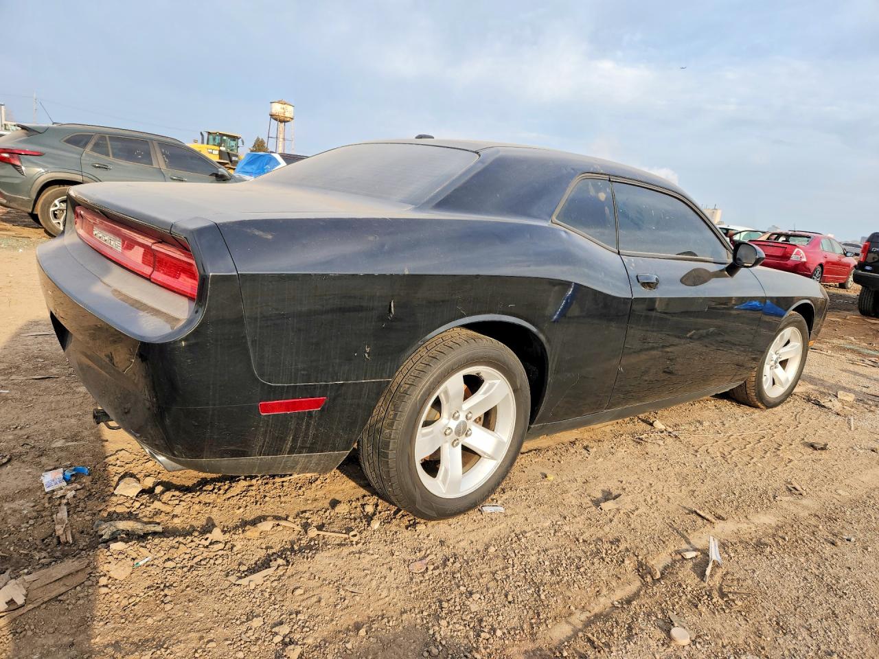 2012 DODGE CHALLENGER SXT photo 5