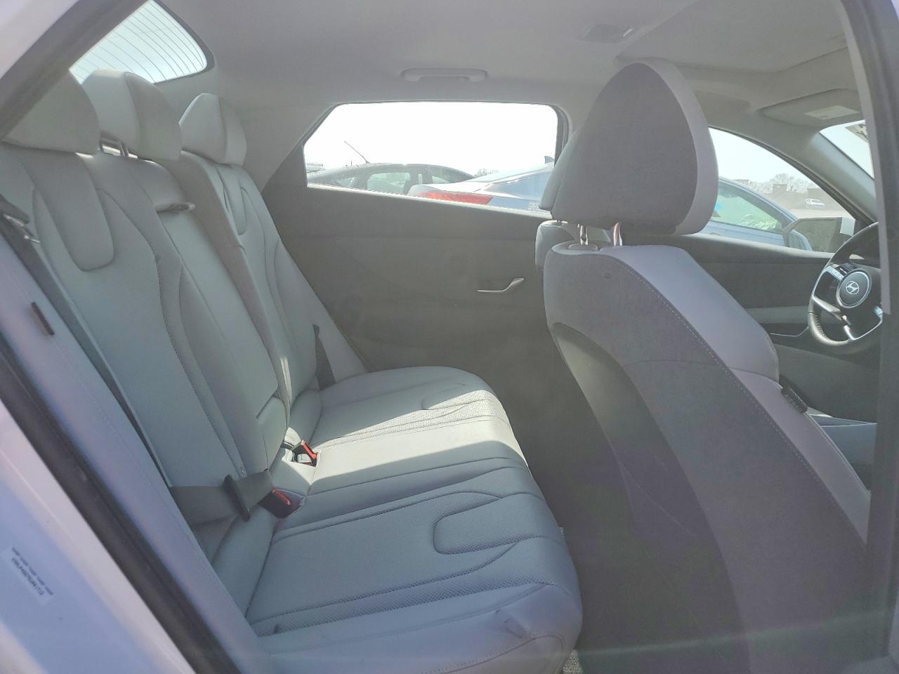 2025 HYUNDAI ELANTRA LIMITED photo 10