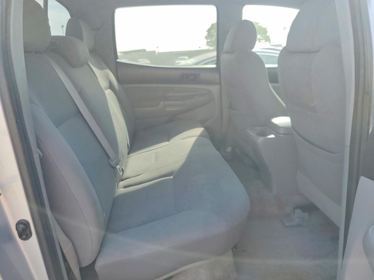 2006 TOYOTA TACOMA V6 photo 19