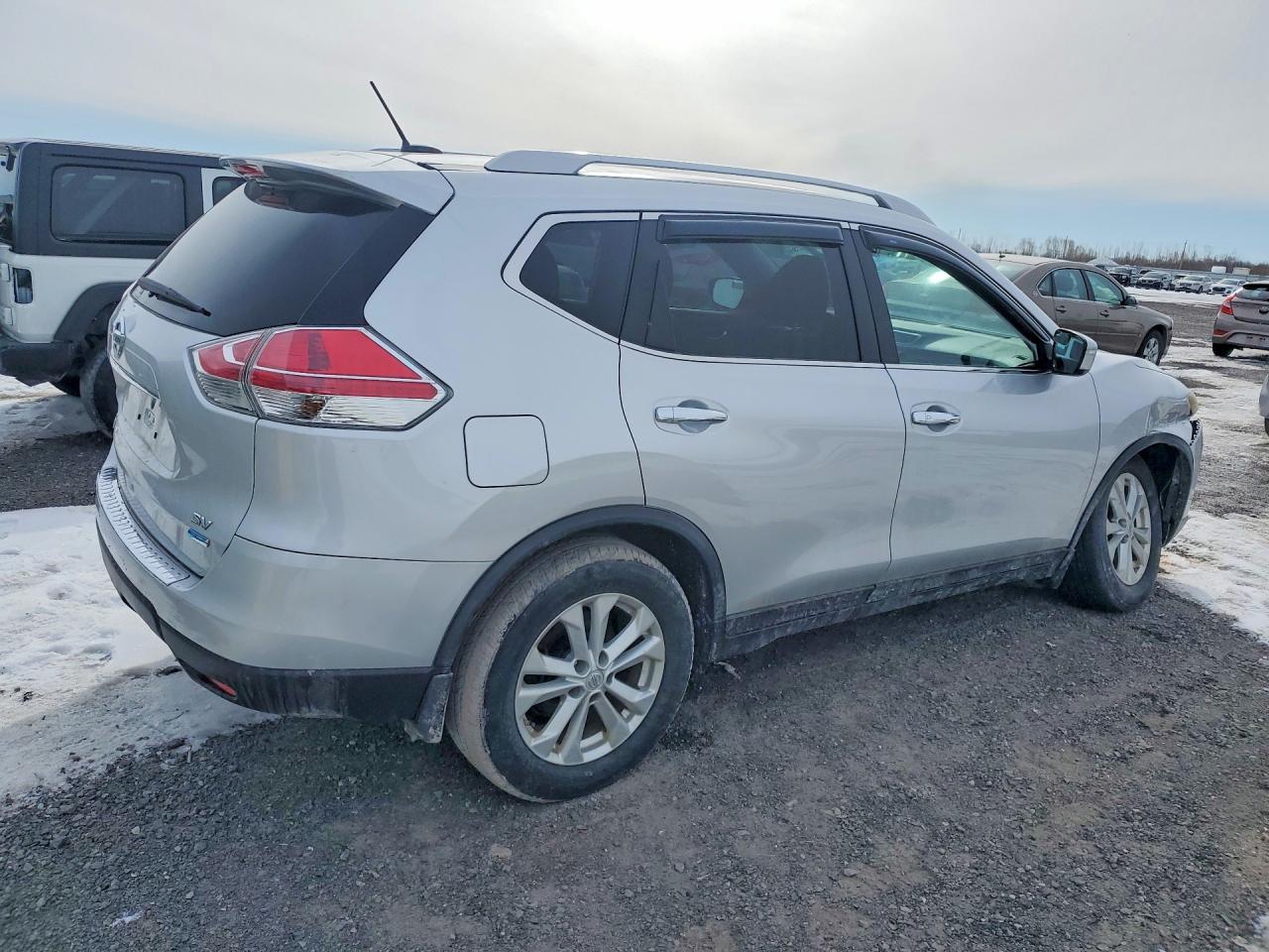 2014 NISSAN ROGUE S photo 3