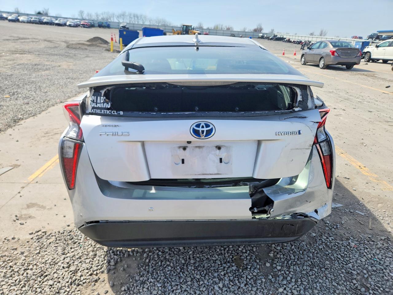 2018 TOYOTA PRIUS TWO photo 11