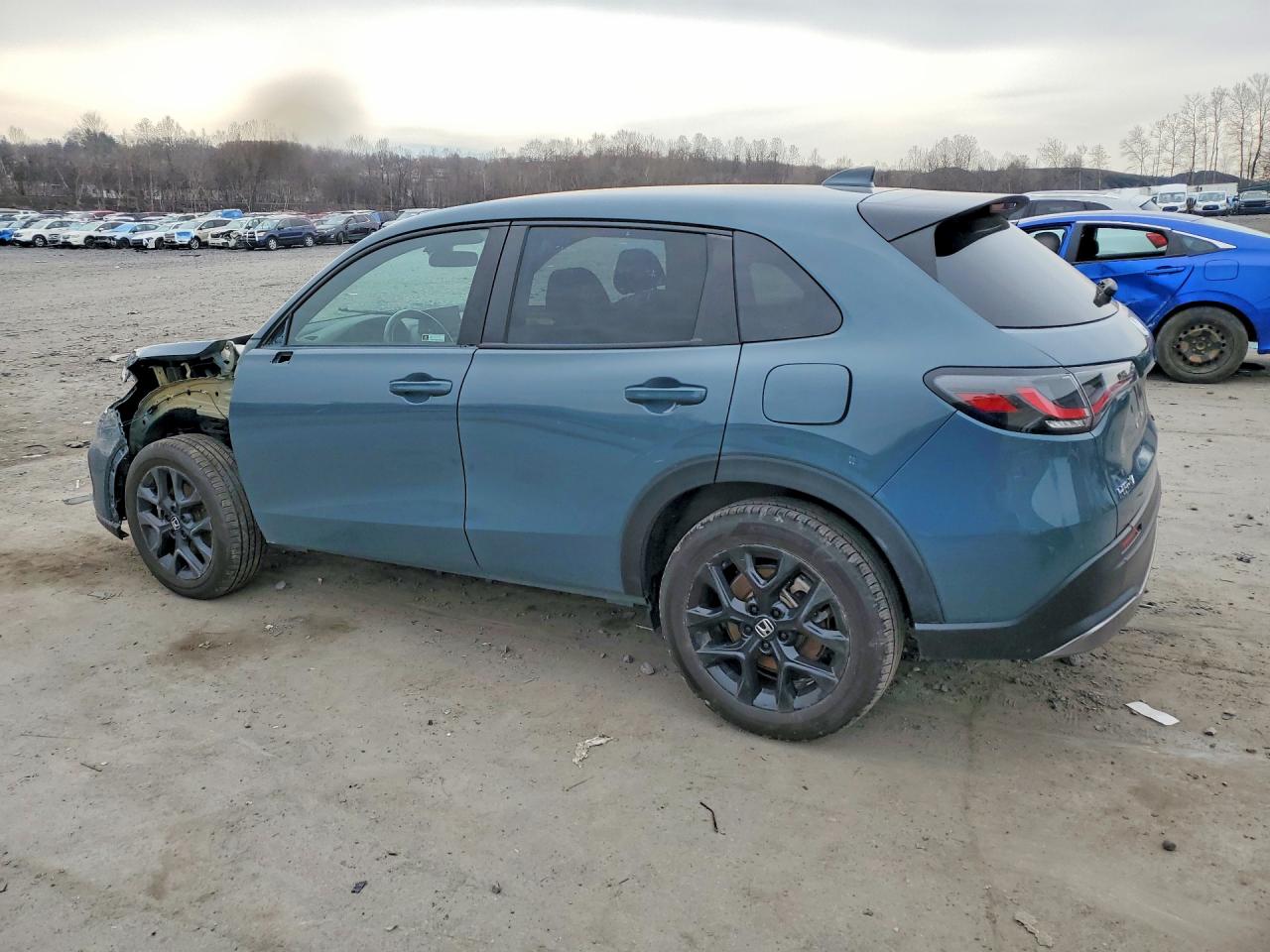 2024 HONDA HR-V SPORT photo 3
