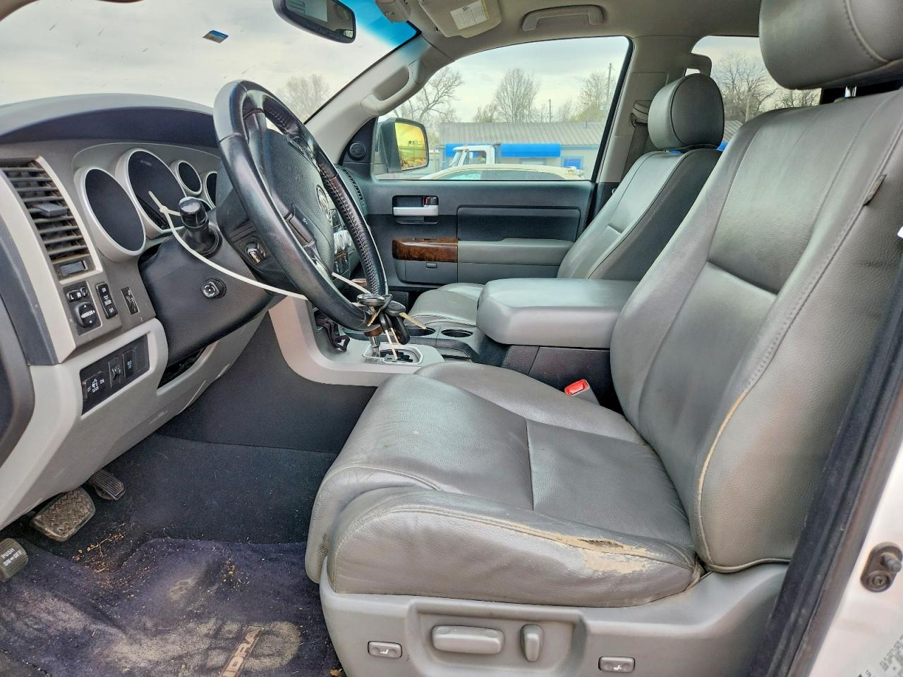2013 TOYOTA TUNDRA LIMITED photo 13