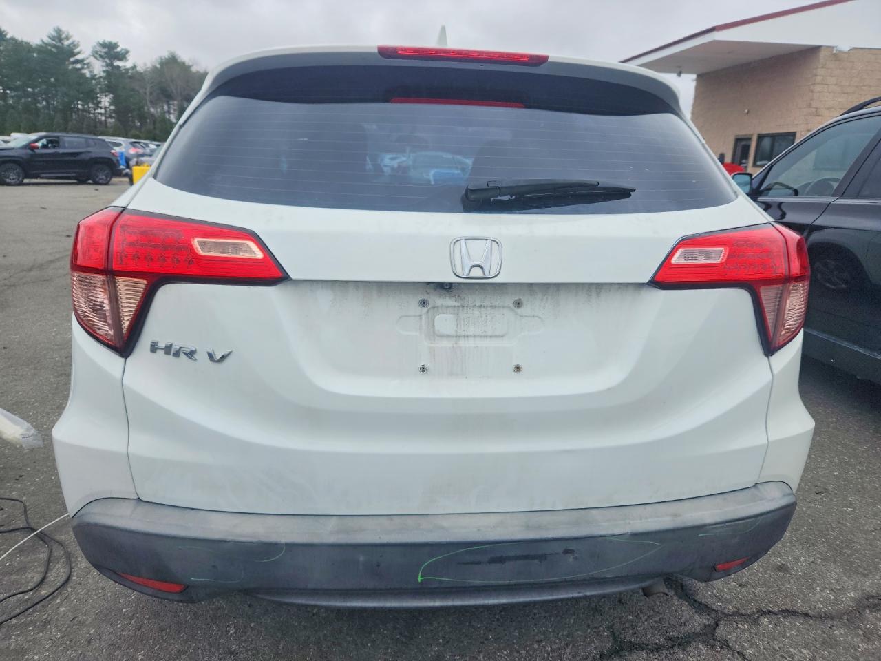 2016 HONDA HR-V LX photo 6