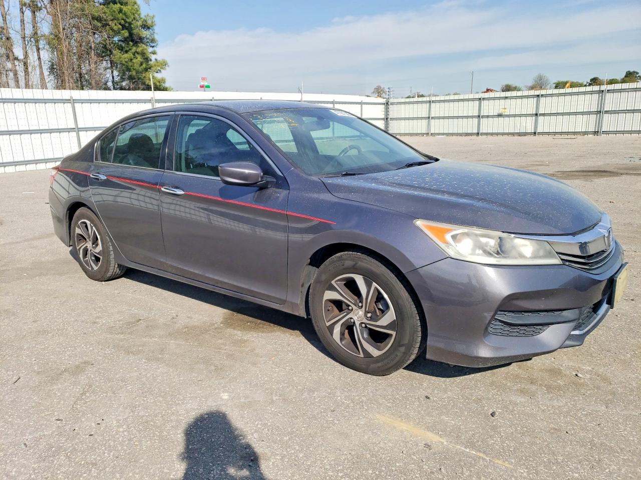 2017 HONDA ACCORD LX photo 7