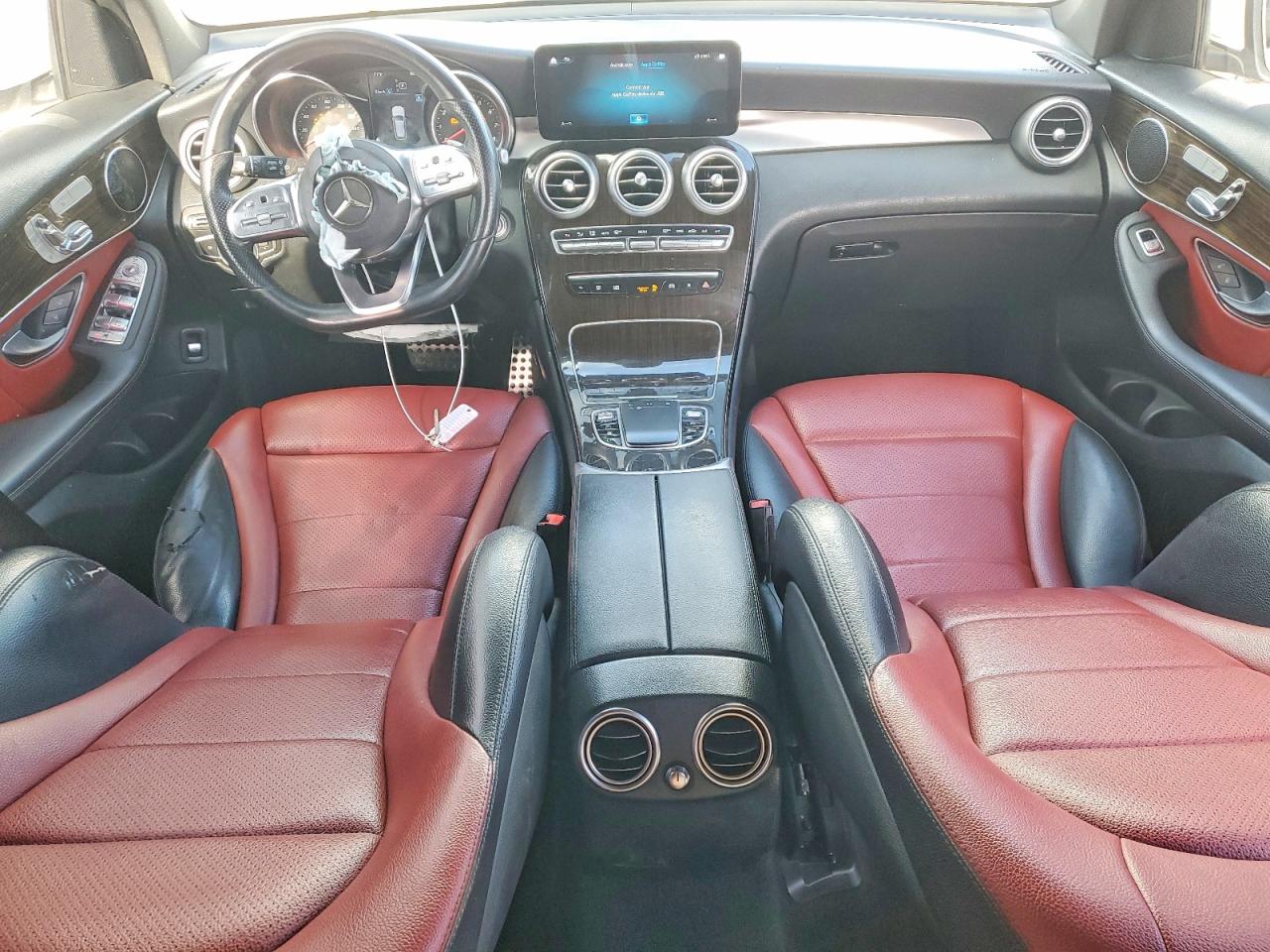 2021 MERCEDES-BENZ GLC 300 photo 8