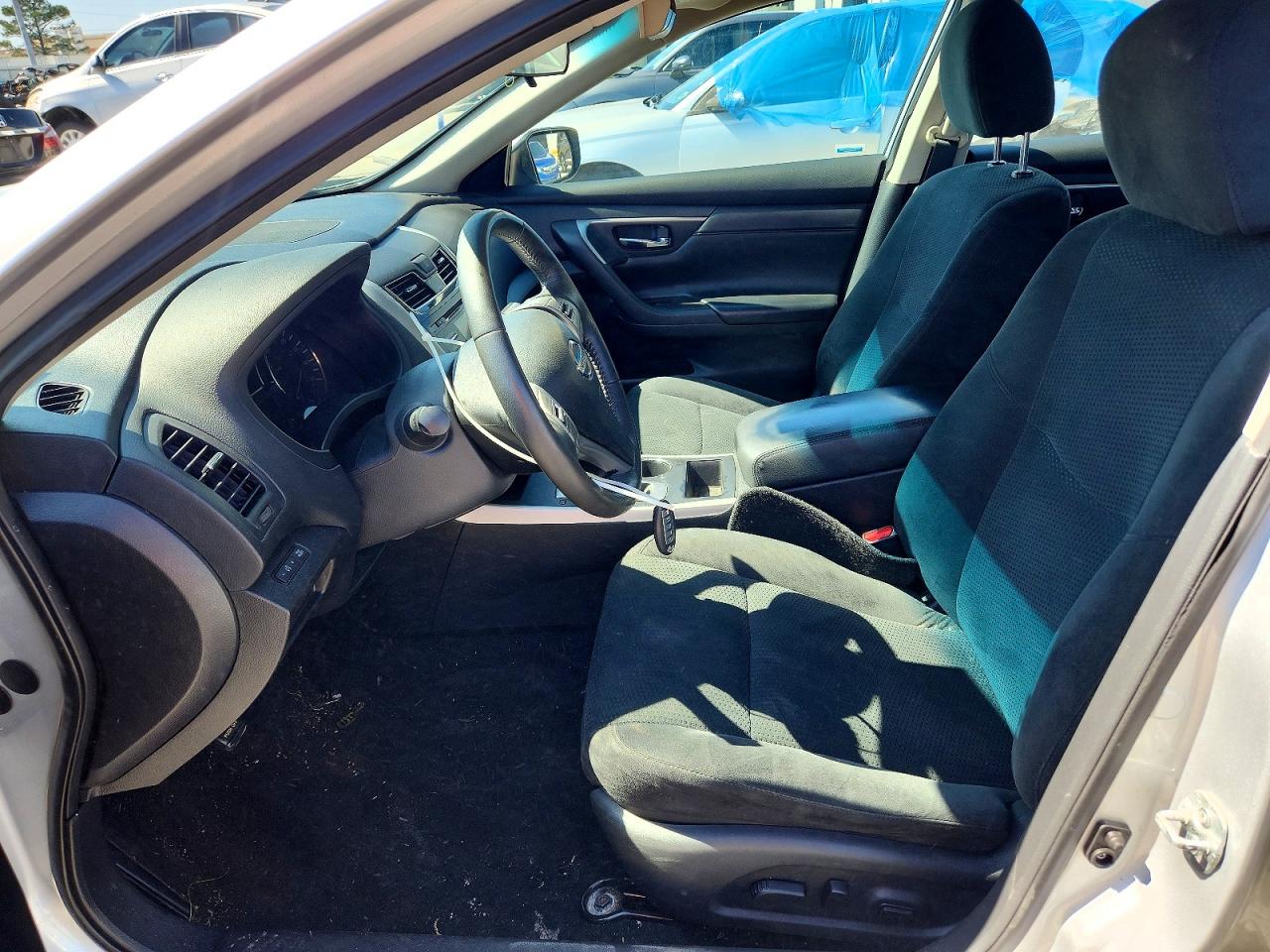 2015 NISSAN ALTIMA 2.5 SV photo 7