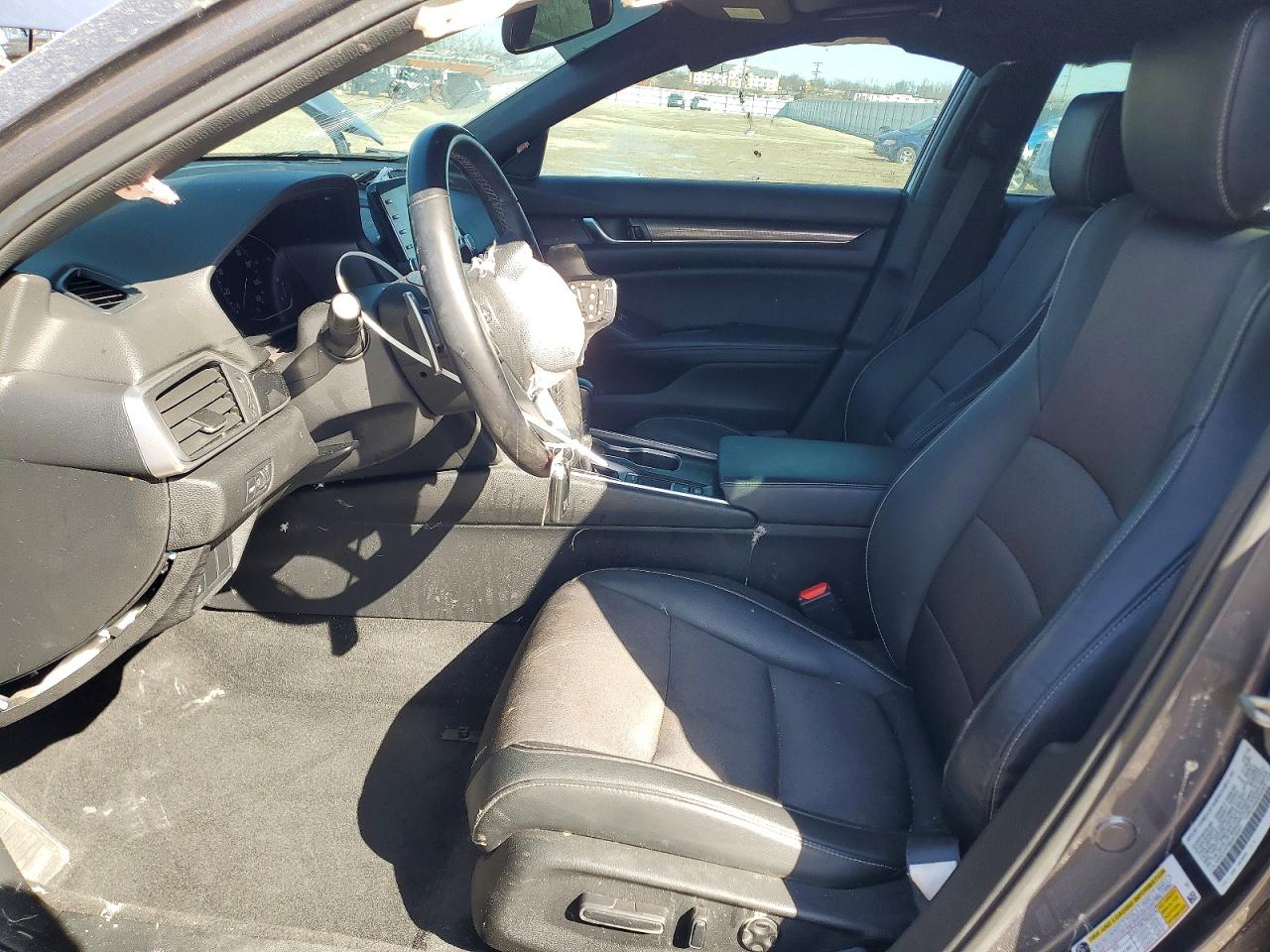 2018 HONDA ACCORD SPORT photo 13