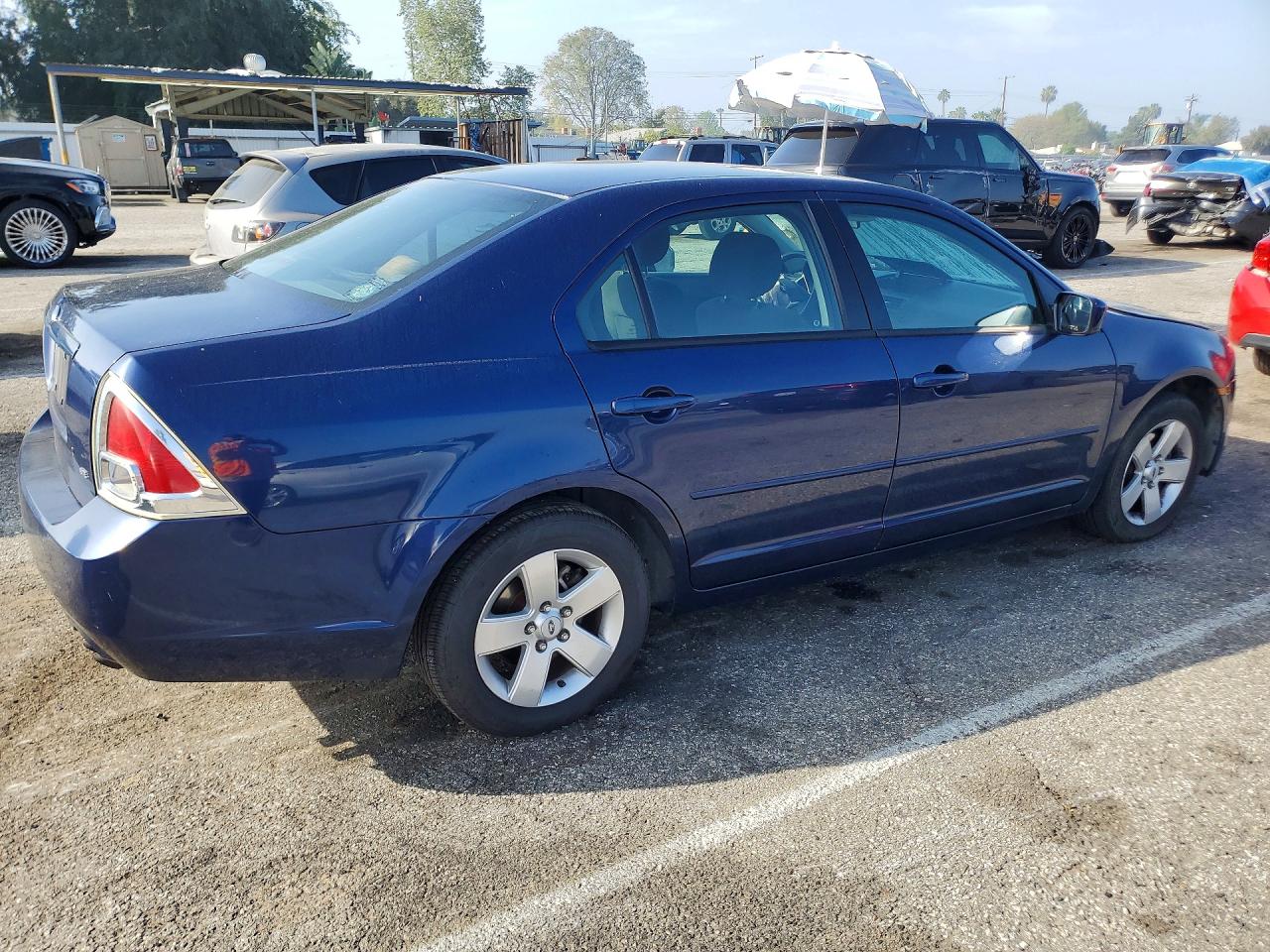 2007 FORD FUSION SE photo 7