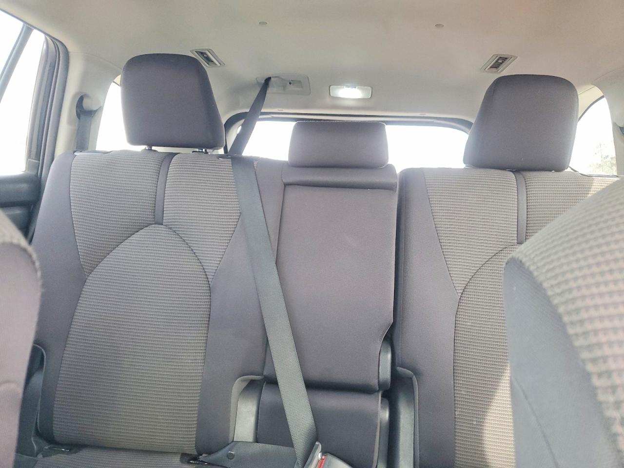 2021 TOYOTA HIGHLANDER L photo 19