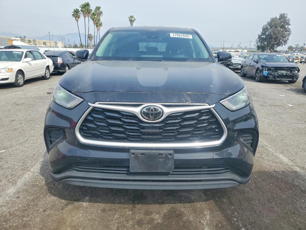 2021 TOYOTA HIGHLANDER L photo 9