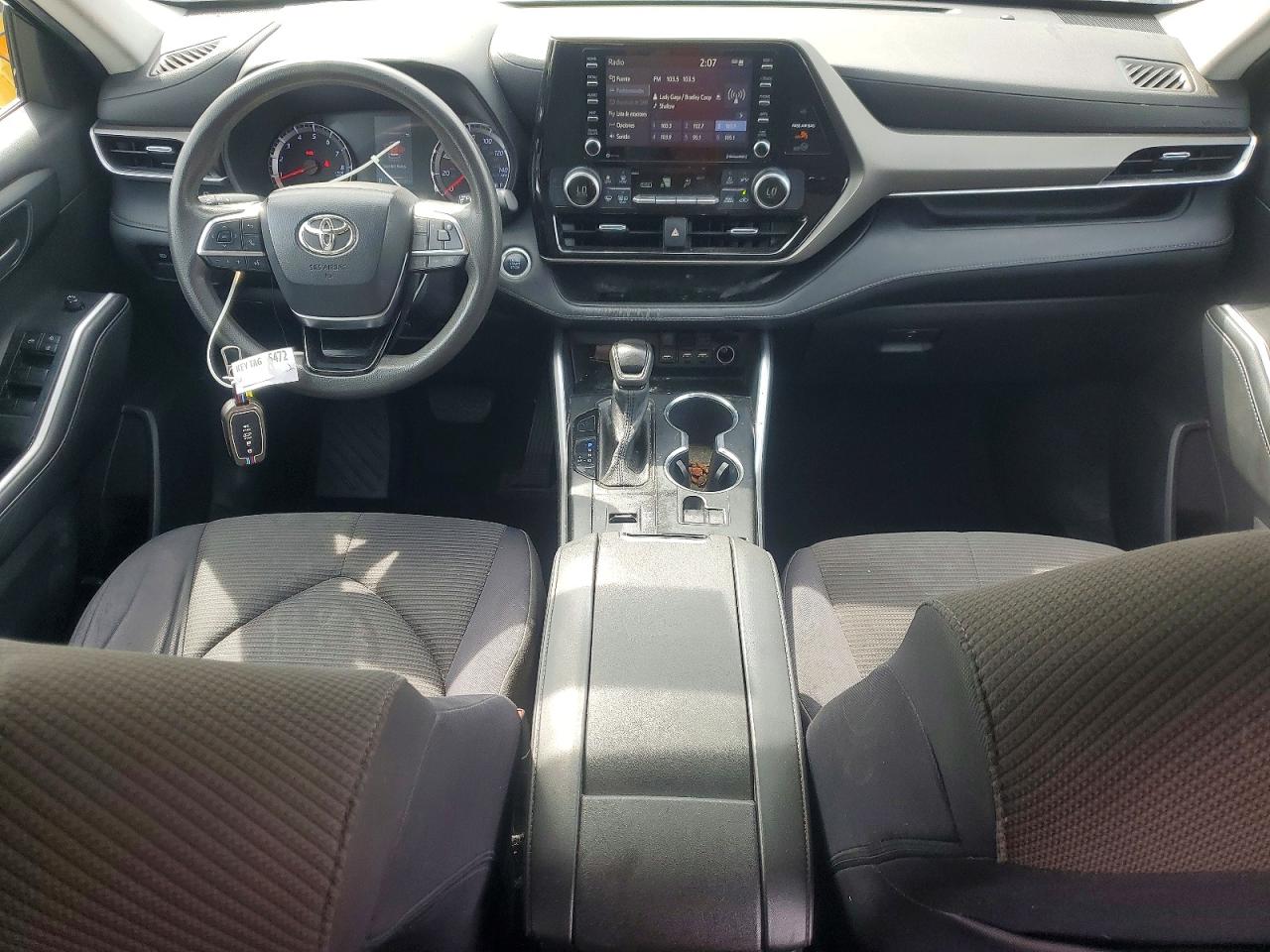 2021 TOYOTA HIGHLANDER L photo 15