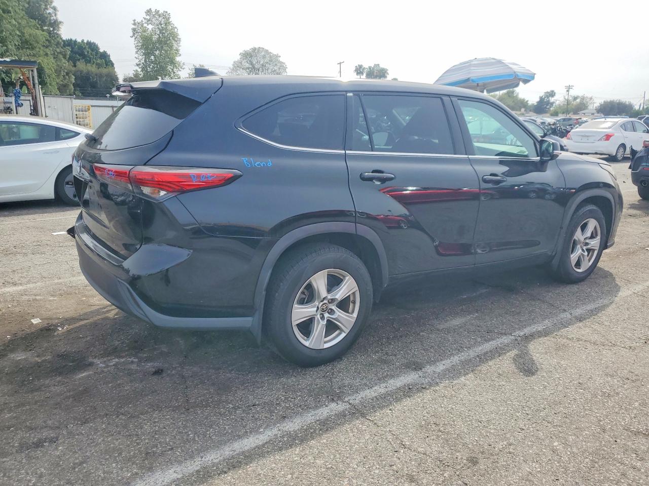 2021 TOYOTA HIGHLANDER L photo 5