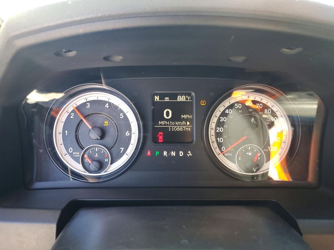 2014 RAM 1500 SLT photo 17
