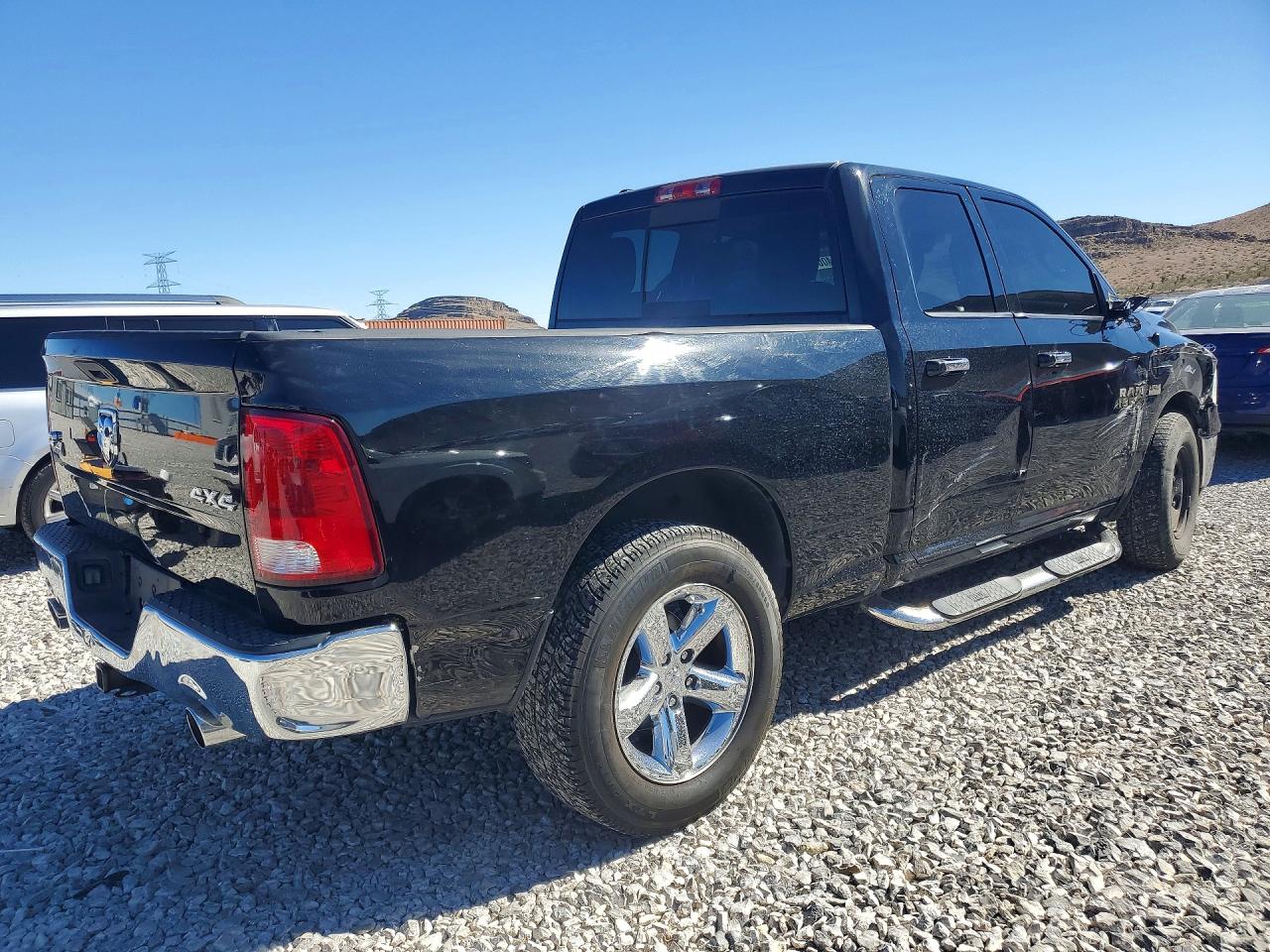 2014 RAM 1500 SLT photo 5