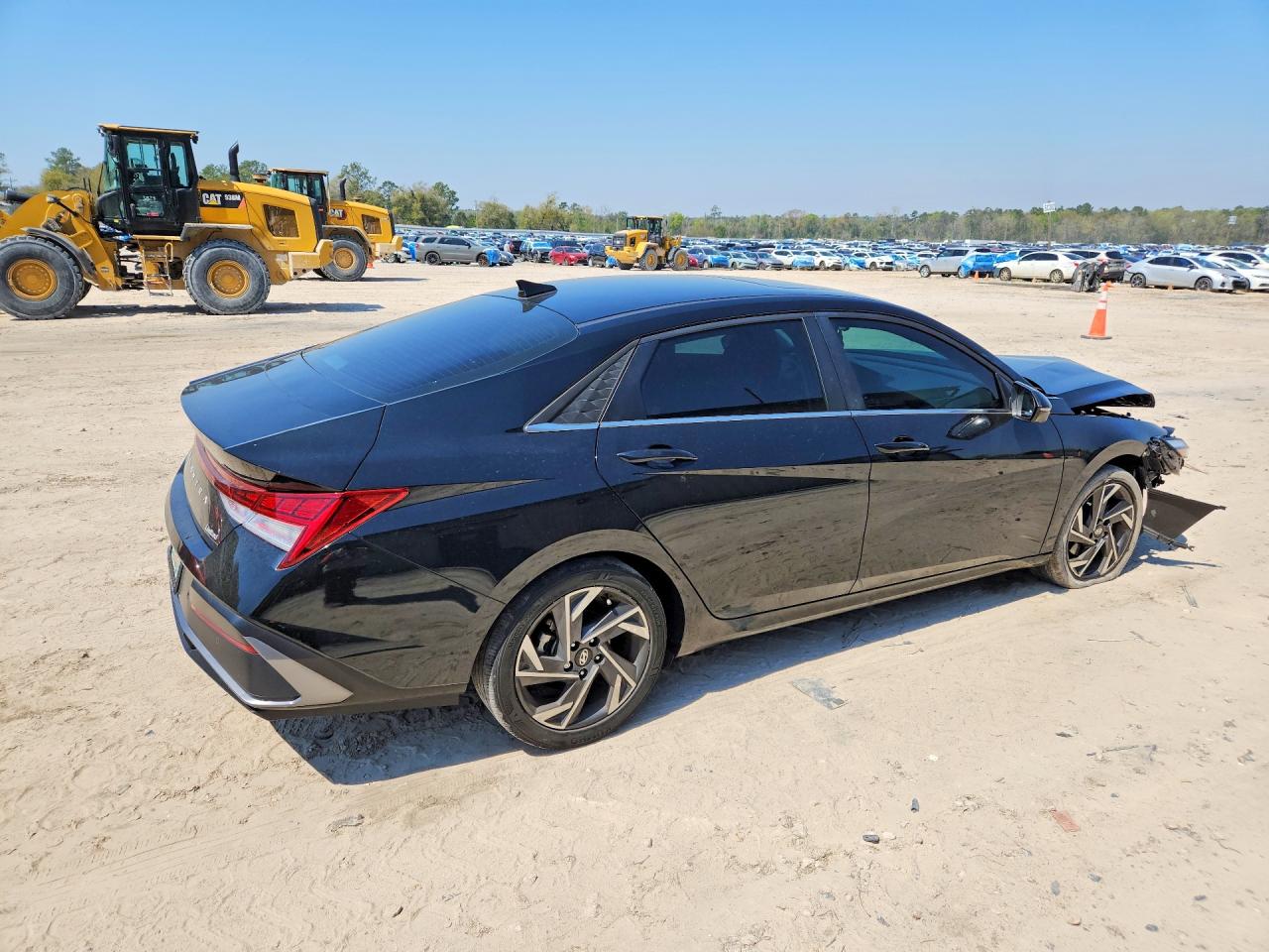 2024 HYUNDAI ELANTRA LIMITED photo 5