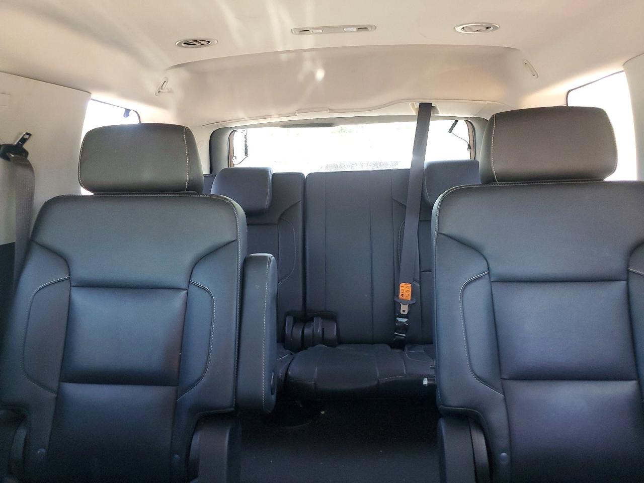 2020 CHEVROLET TAHOE C1500 LT photo 10