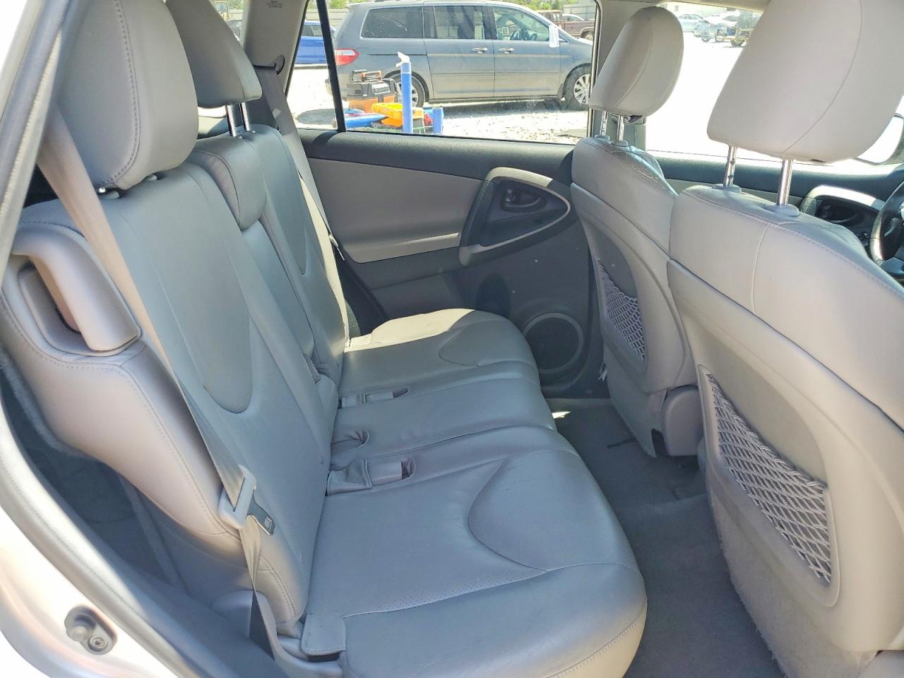 2012 TOYOTA RAV4 LIMITED photo 31