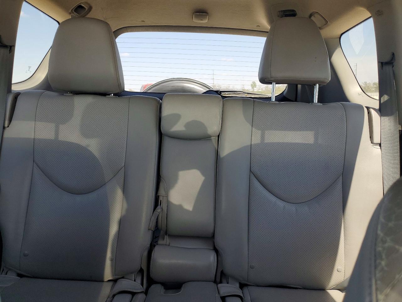 2012 TOYOTA RAV4 LIMITED photo 28