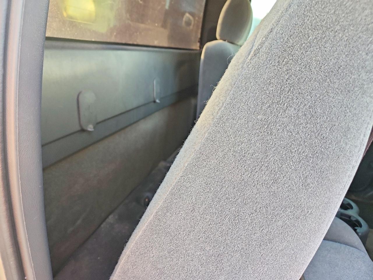2006 CHEVROLET SILVERADO C1500 photo 19
