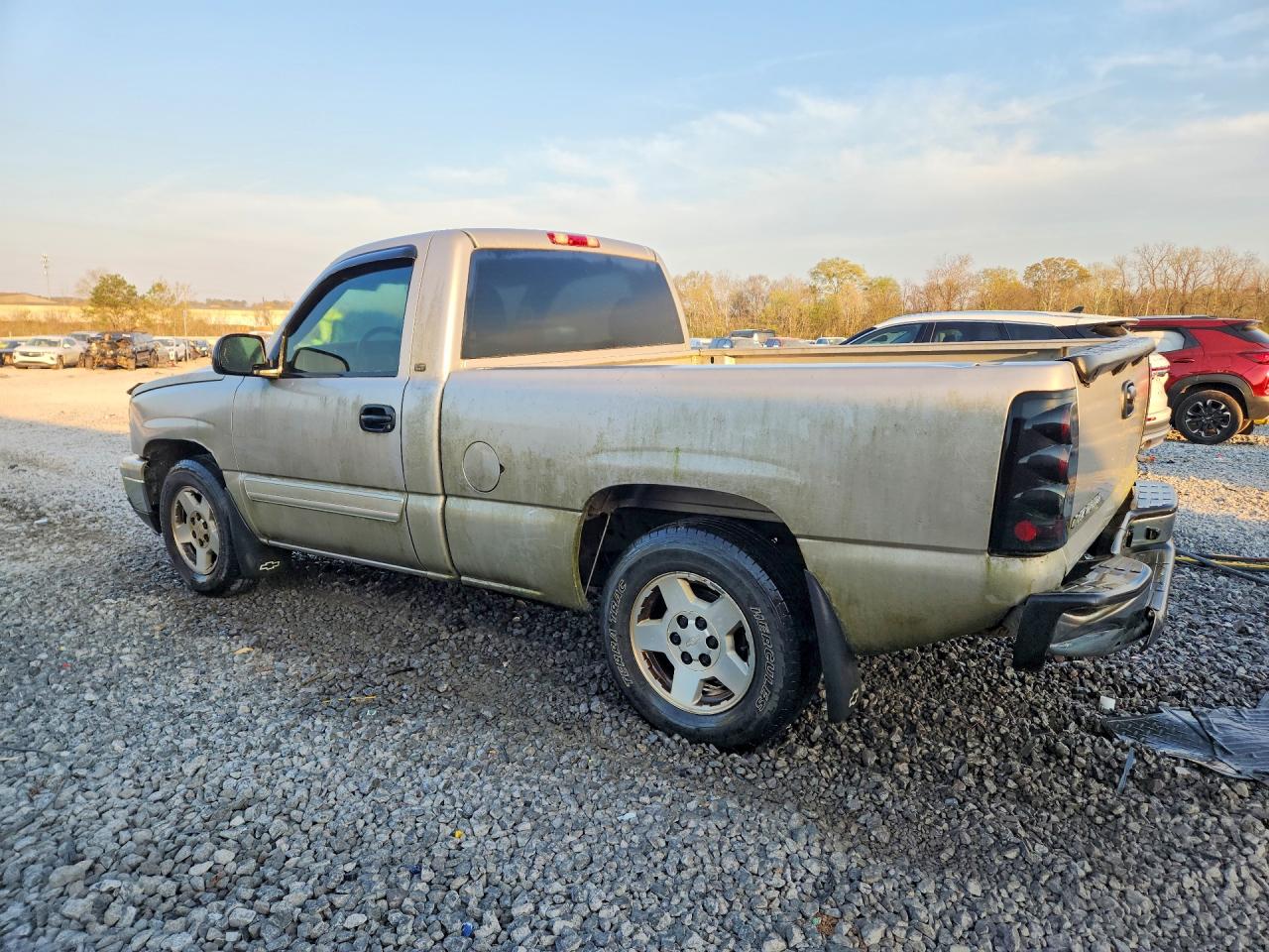 2006 CHEVROLET SILVERADO C1500 photo 3