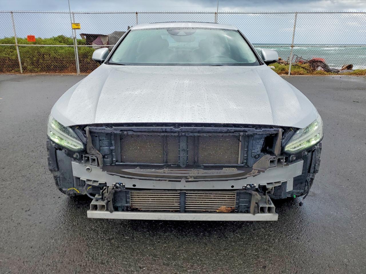 2018 VOLVO S90 T5 MOMENTUM photo 9