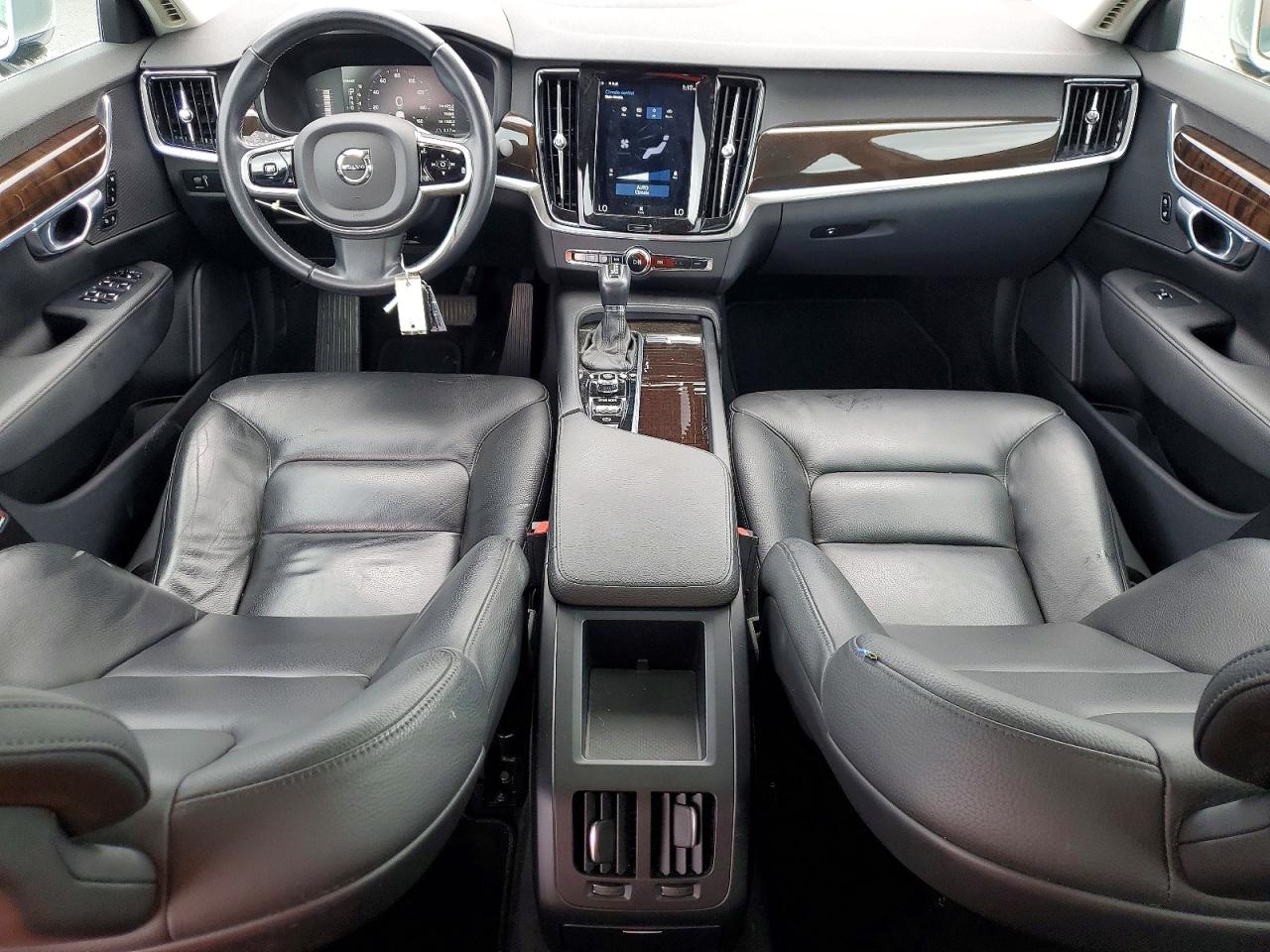 2018 VOLVO S90 T5 MOMENTUM photo 15
