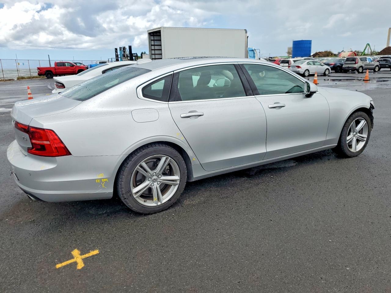 2018 VOLVO S90 T5 MOMENTUM photo 5