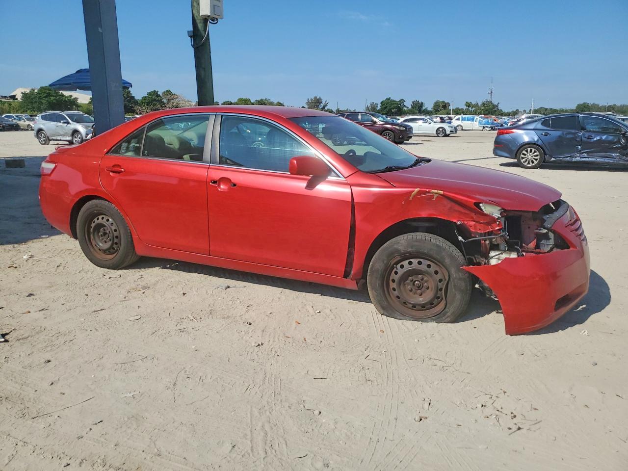 2009 TOYOTA CAMRY LE photo 7