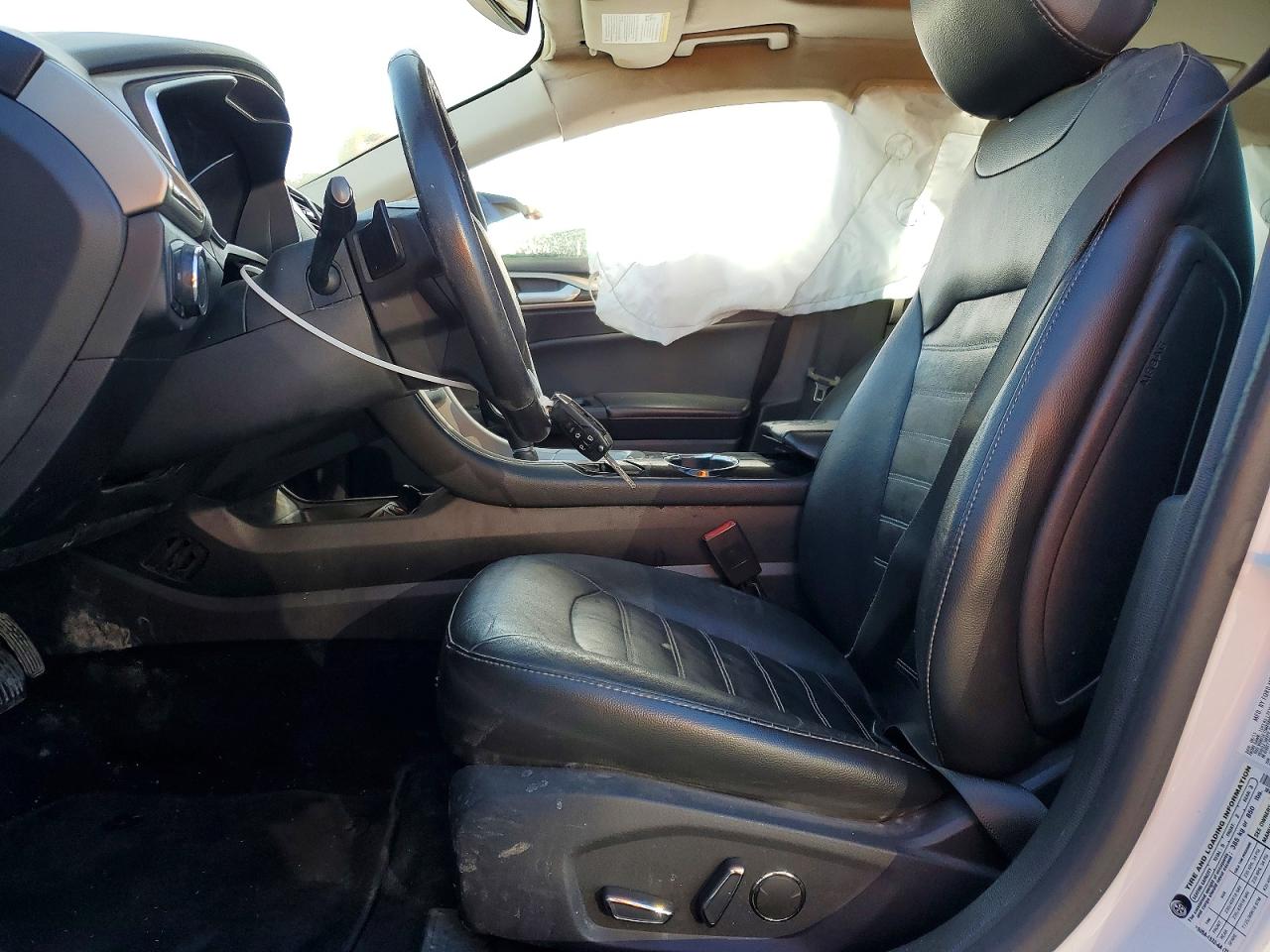 2016 FORD FUSION SE photo 13