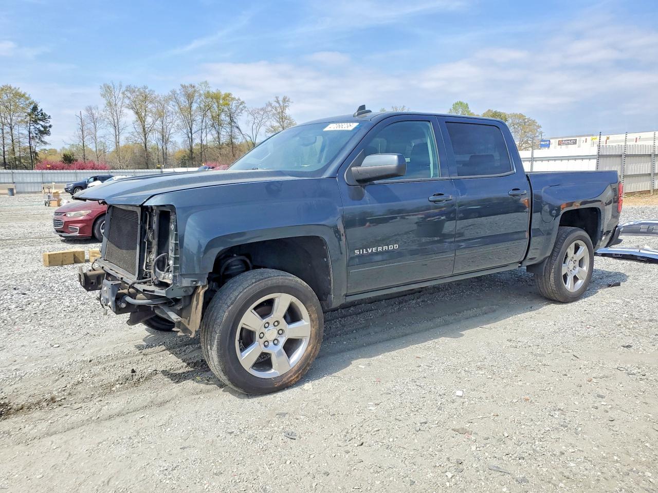 2017 CHEVROLET SILVERADO