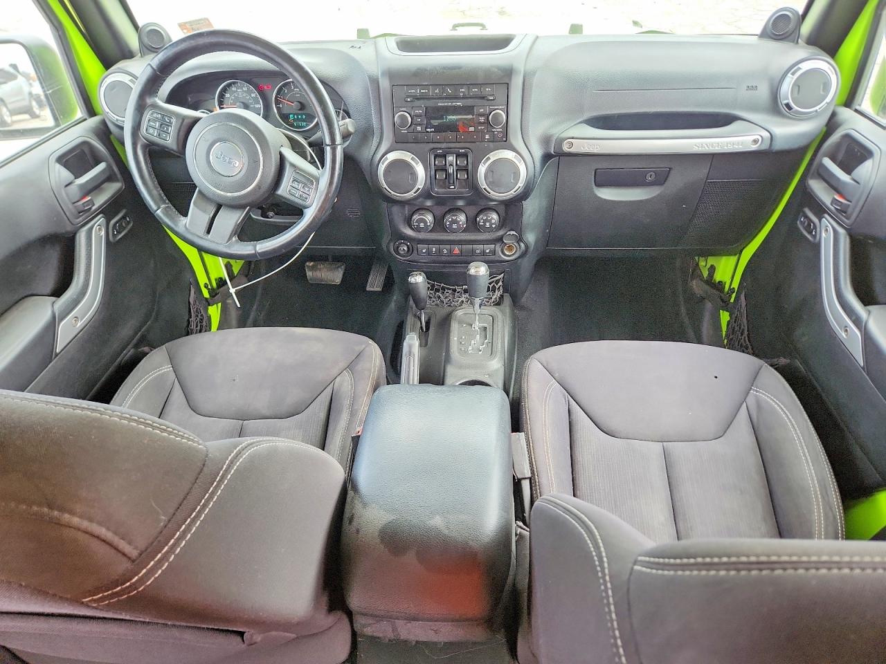 2013 JEEP WRANGLER UNLIMITED SAHARA photo 22