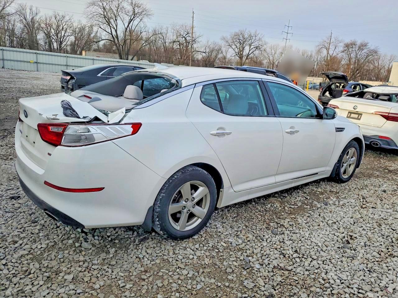2015 KIA OPTIMA LX photo 3