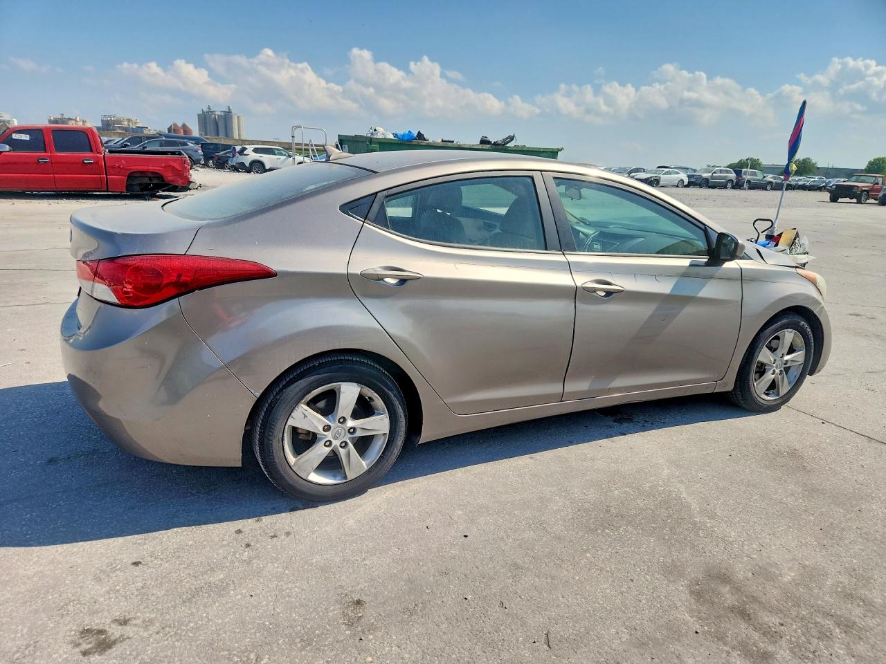 2012 HYUNDAI ELANTRA GLS photo 3