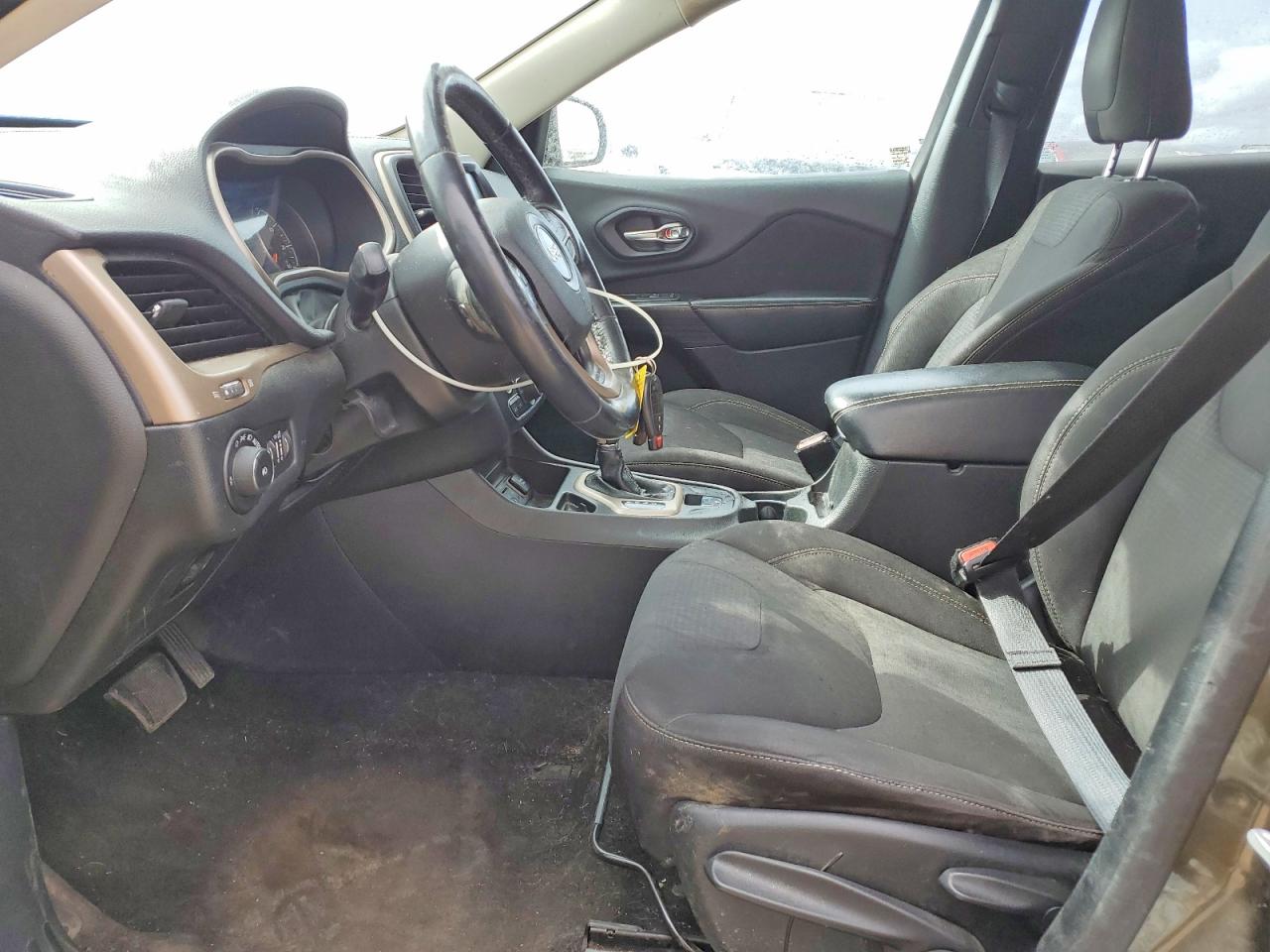 2015 JEEP CHEROKEE LATITUDE photo 7