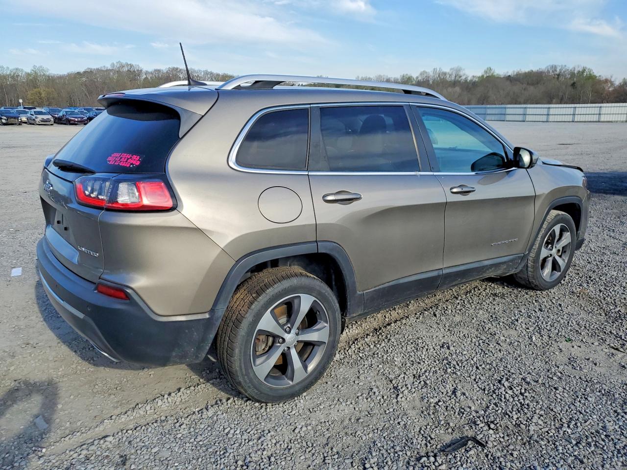 2019 JEEP CHEROKEE LIMITED photo 7