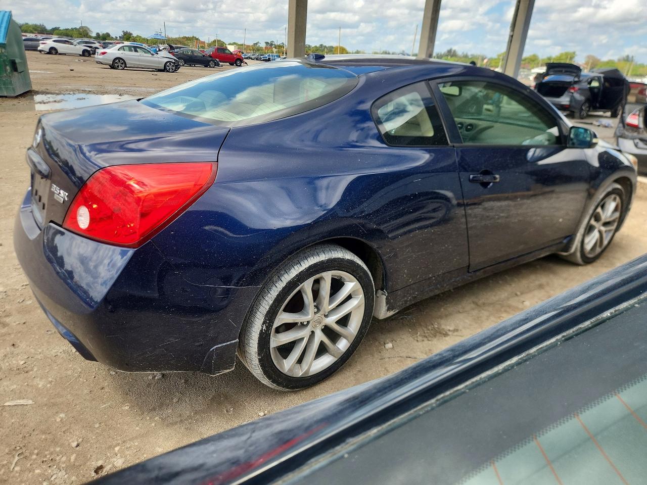 2011 NISSAN ALTIMA 3.5 SR photo 3