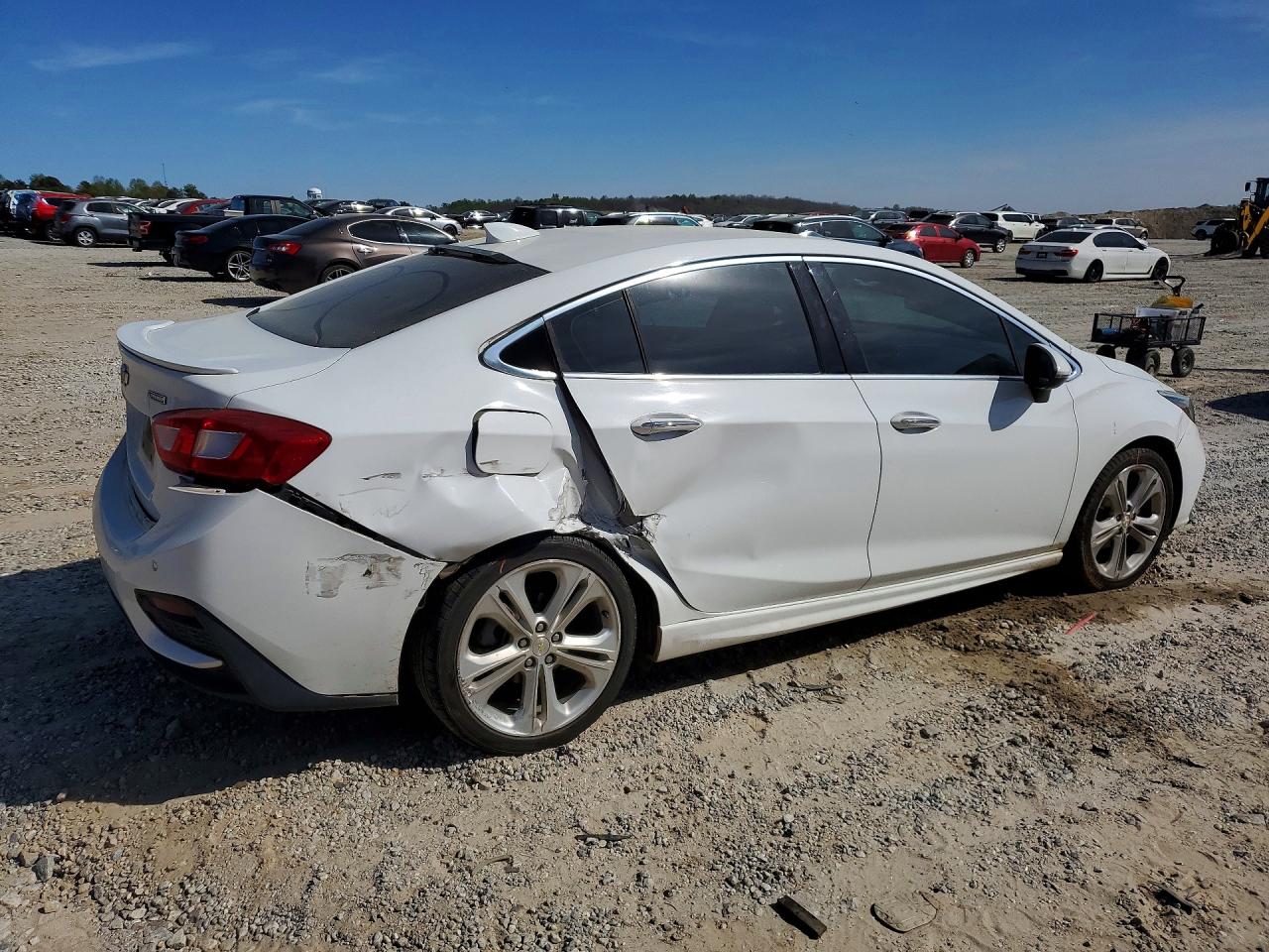 2017 CHEVROLET CRUZE PREMIER photo 3