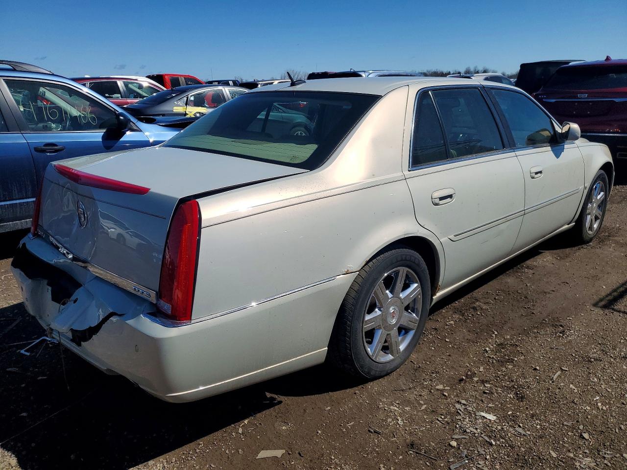 2007 CADILLAC DTS photo 5