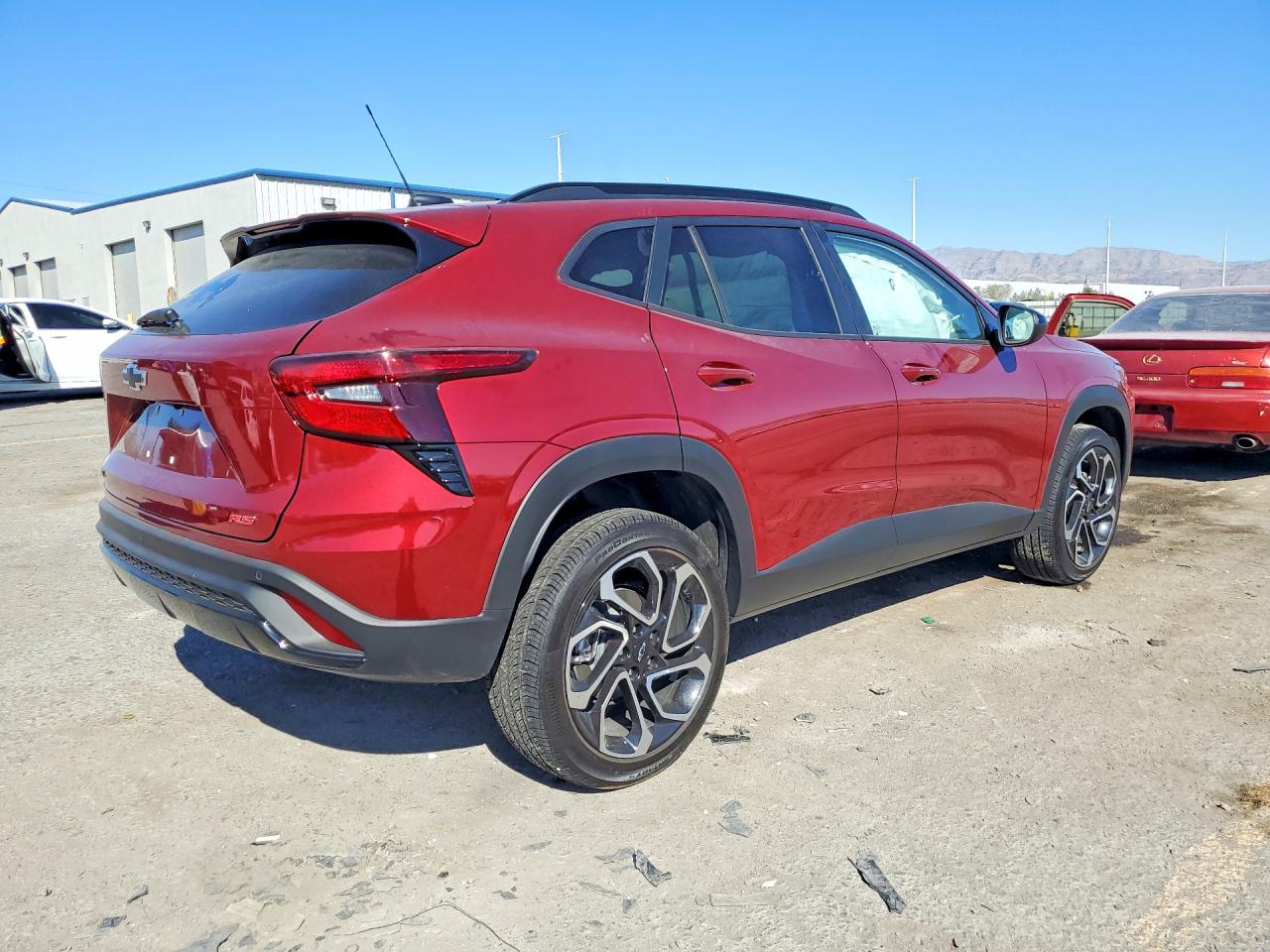 2025 CHEVROLET TRAX 2RS photo 3