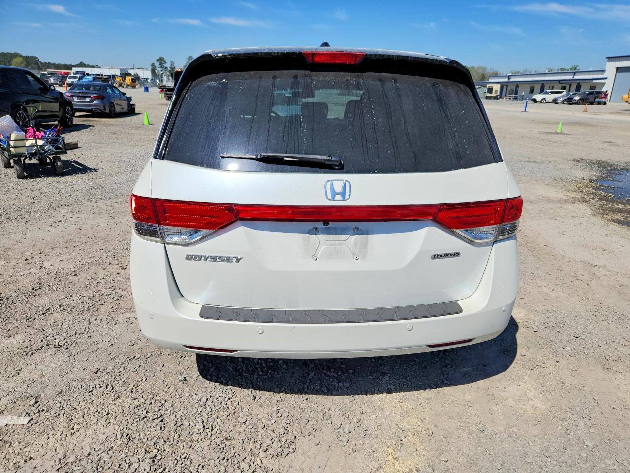 2014 HONDA ODYSSEY TOURING photo 11