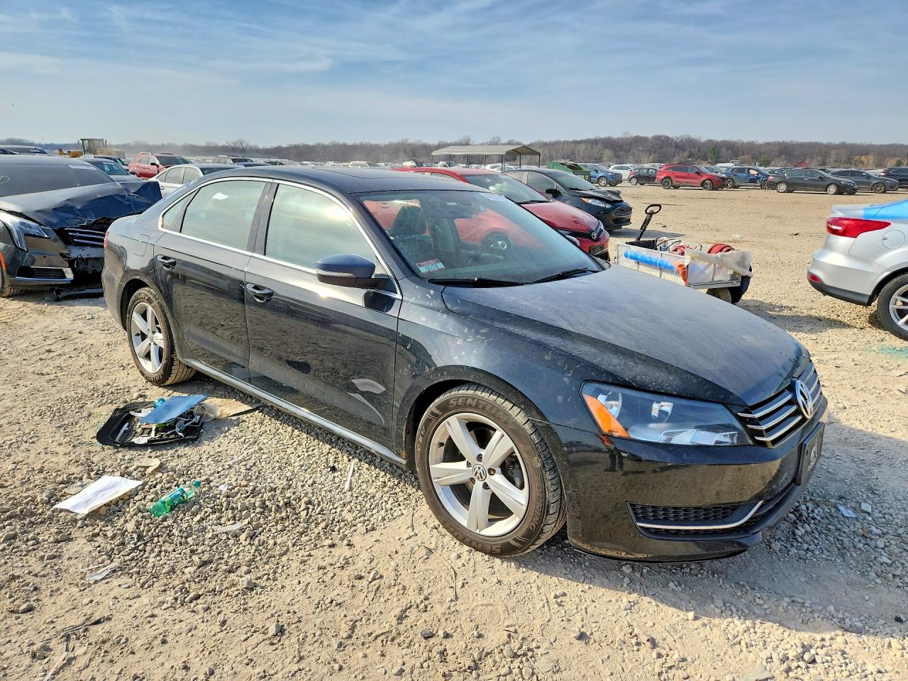 2012 VOLKSWAGEN PASSAT SE photo 4