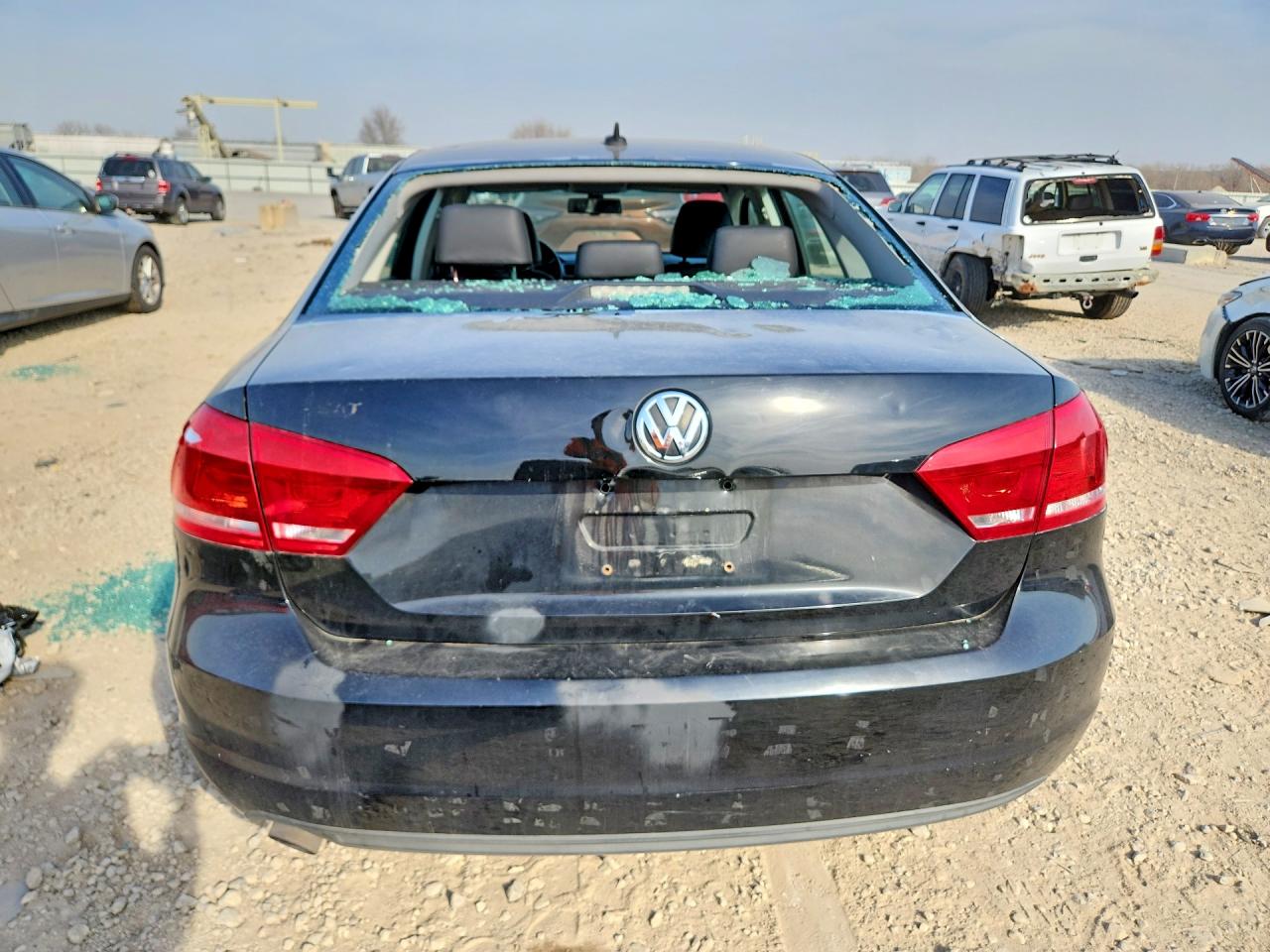 2012 VOLKSWAGEN PASSAT SE photo 6
