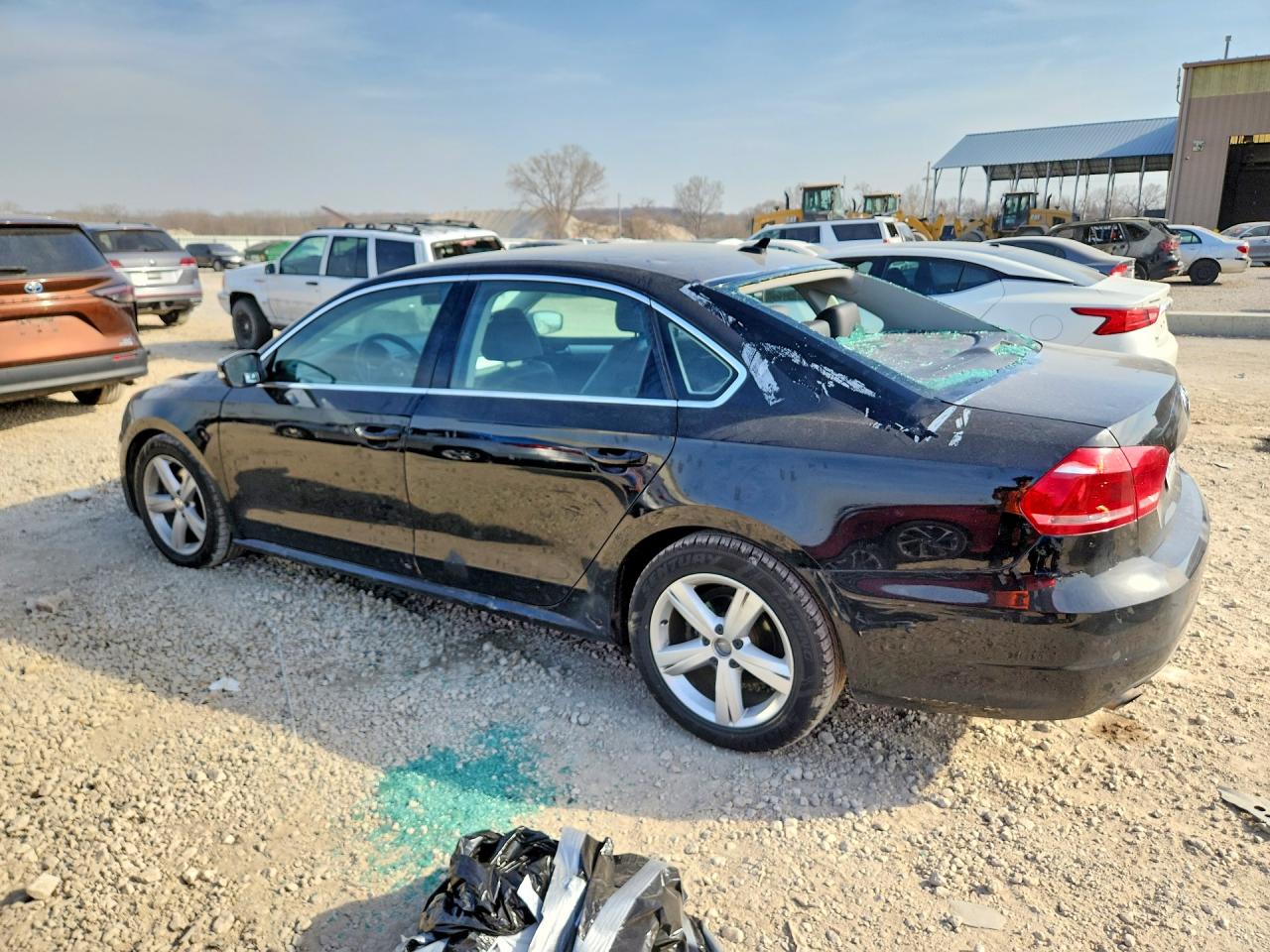 2012 VOLKSWAGEN PASSAT SE photo 2