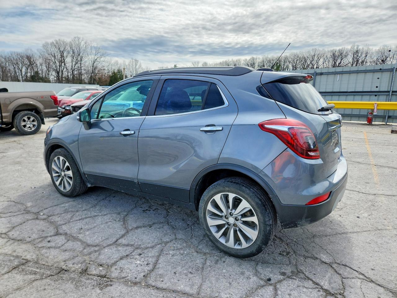 2019 BUICK ENCORE PREFERRED photo 2