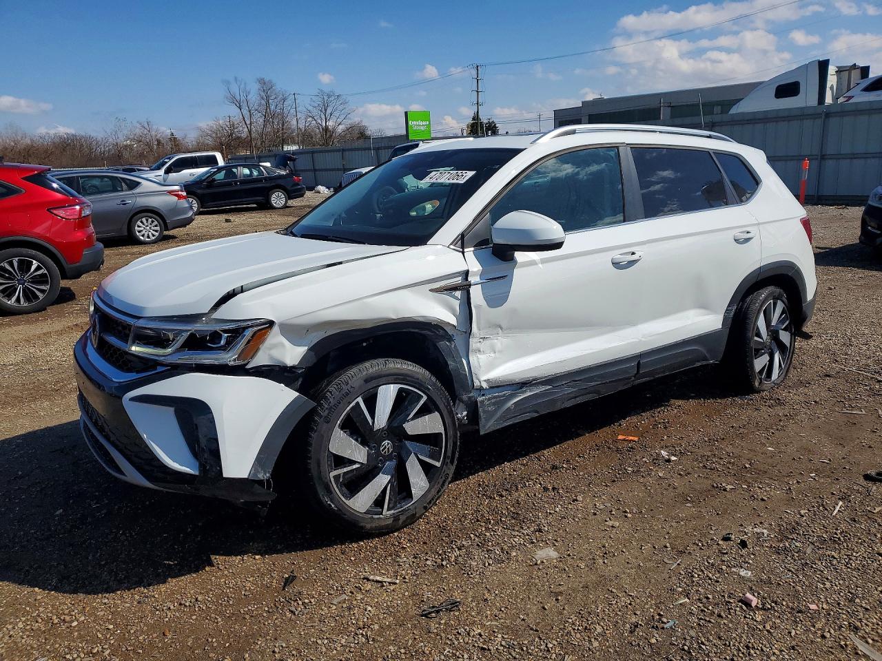 2024 VOLKSWAGEN TAOS