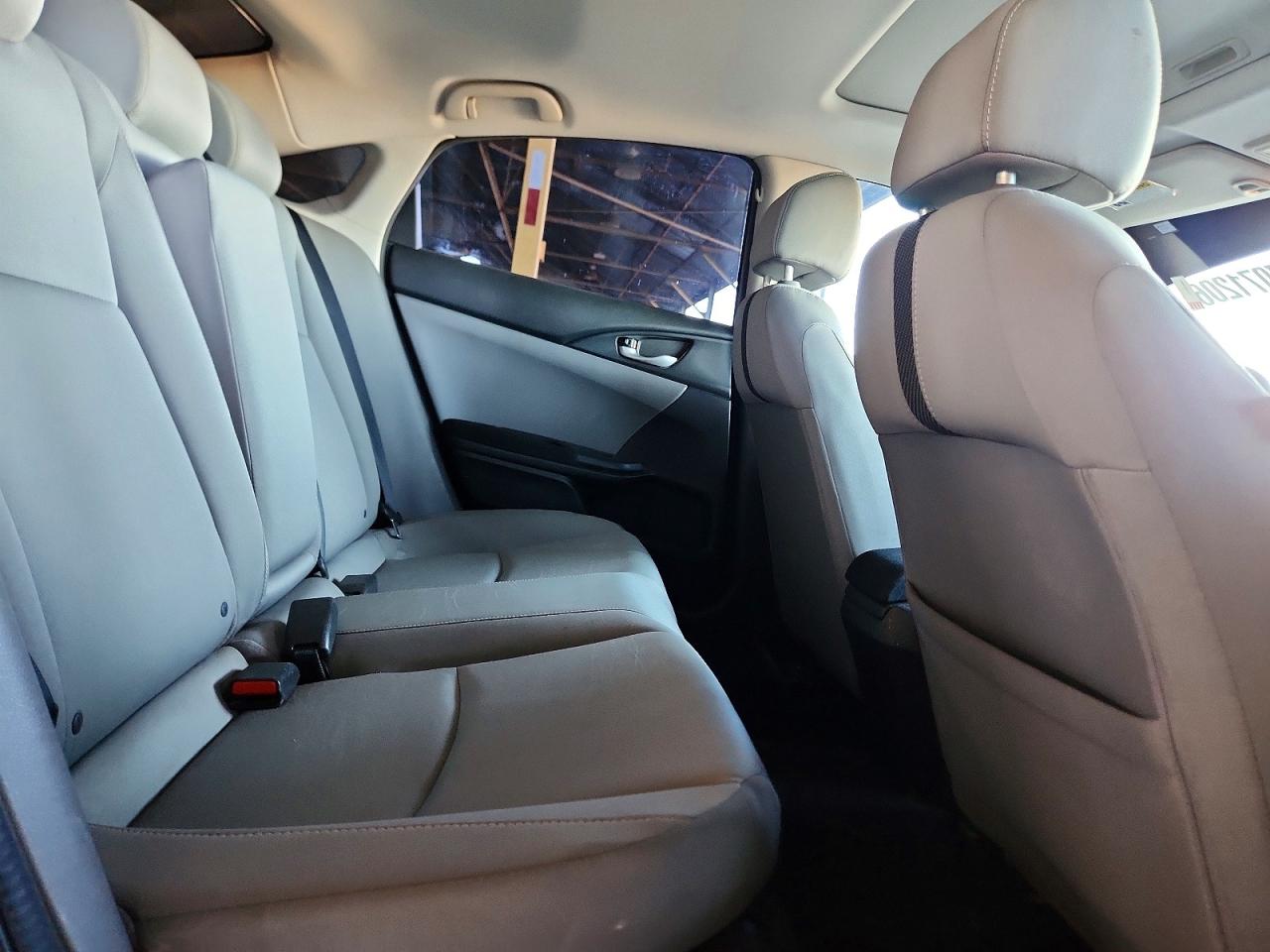2016 HONDA CIVIC EX photo 11