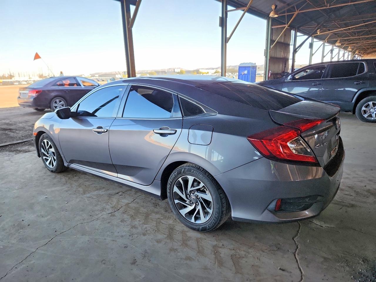 2016 HONDA CIVIC EX photo 5