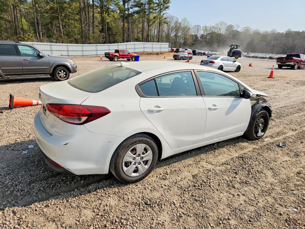 2018 KIA FORTE LX photo 5